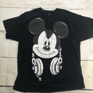 Disney Mickey Mouse with Headphones short sleeve T-shirt Unisex graphic XL